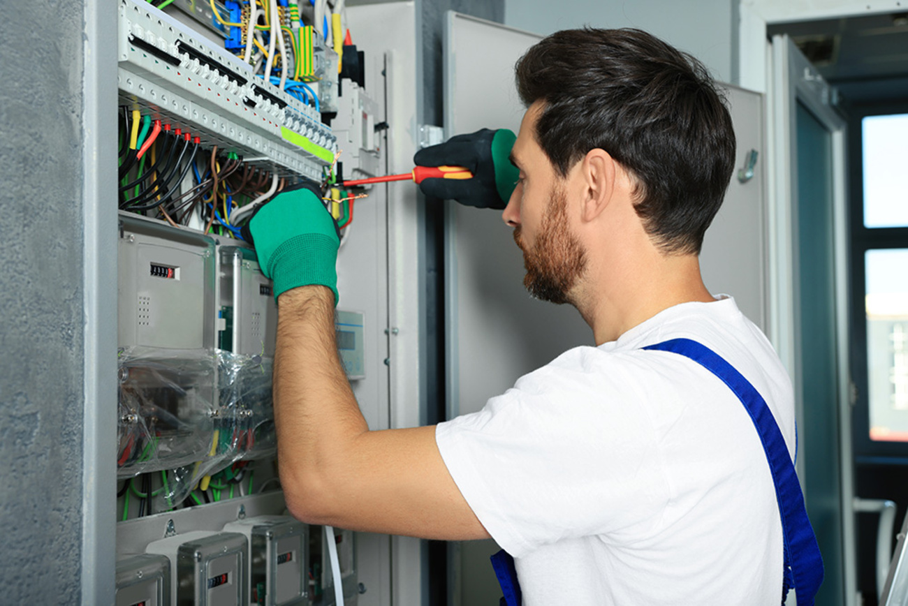 Nieder&shy;spannungs&shy;anlagen bei Elektro Schüttler in Darmstadt